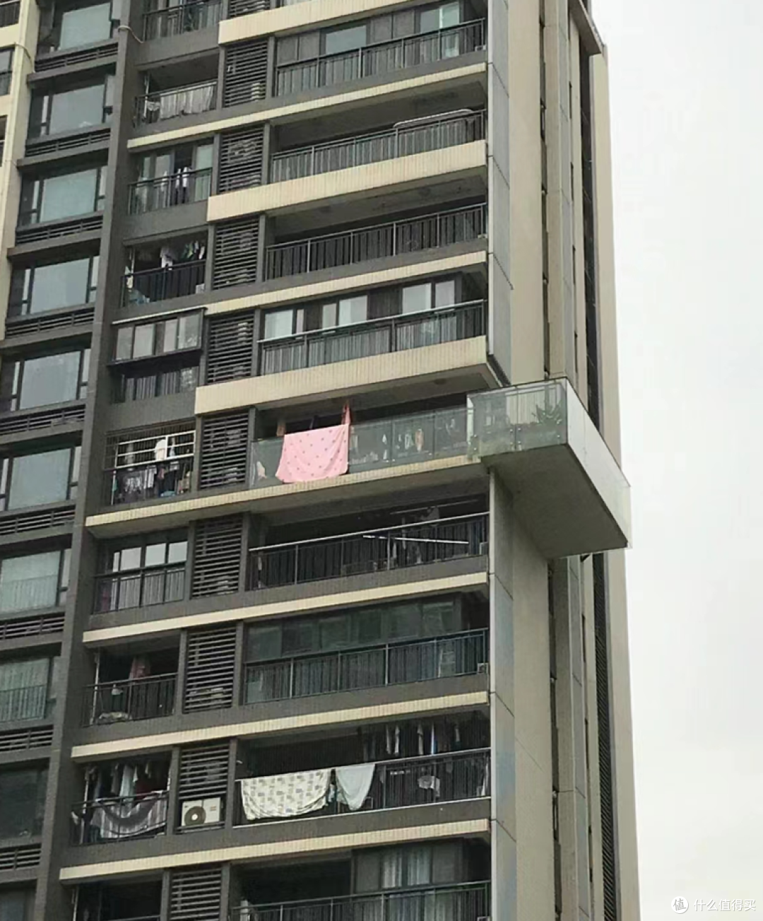 今明两年，买房谨记这“7个字”：买二、买小、不买四！
