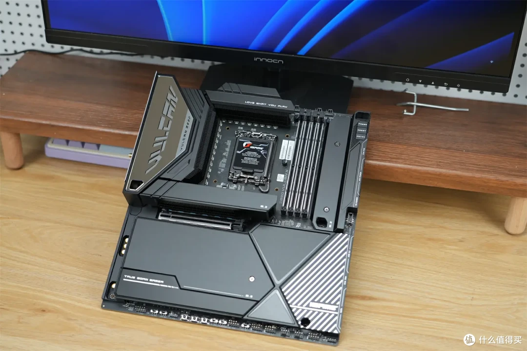 豪华用料,极致体验-七彩虹iGame Z890 Vulcan W V20火神主板评测
