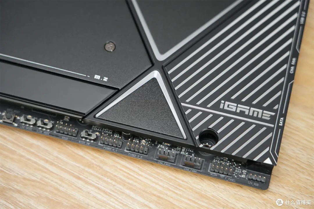 豪华用料,极致体验-七彩虹iGame Z890 Vulcan W V20火神主板评测