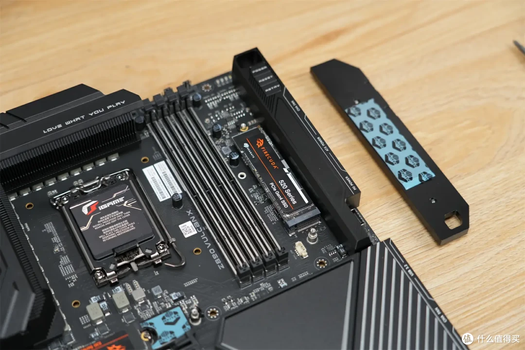 豪华用料,极致体验-七彩虹iGame Z890 Vulcan W V20火神主板评测