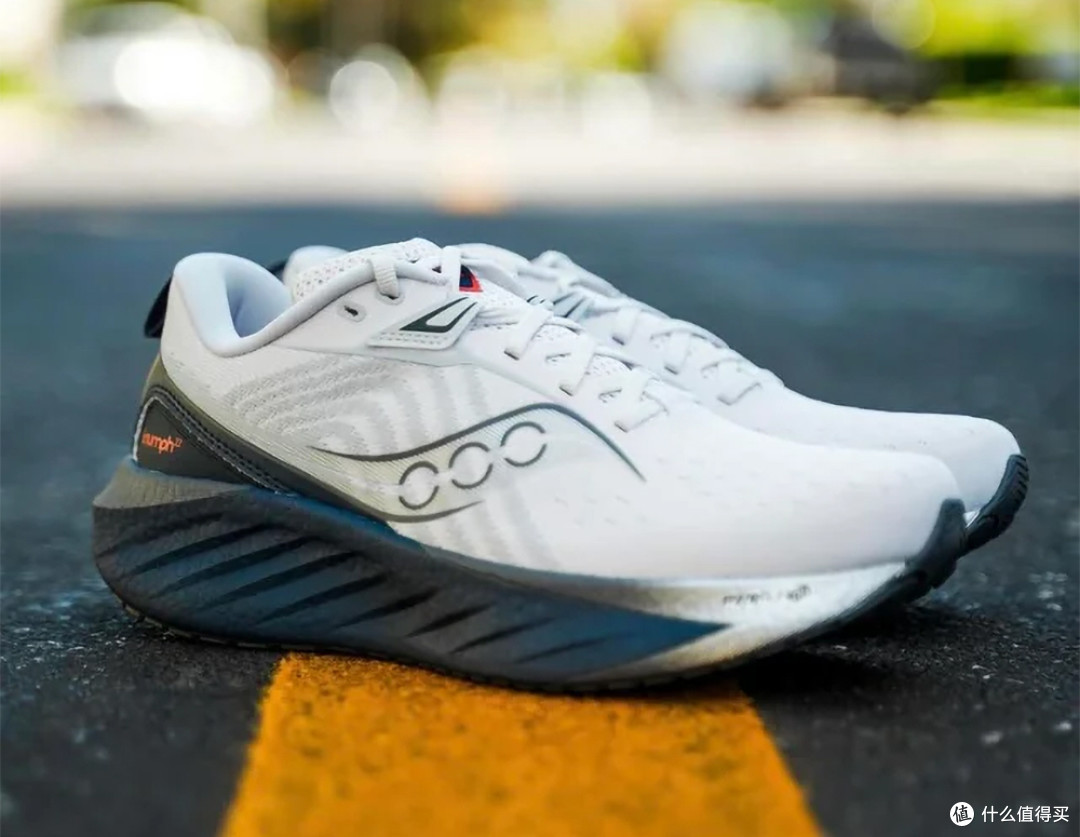 【24年跑鞋回顾】万字长文解析,各矩阵最值得买的15双跑鞋