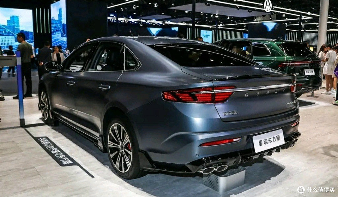 吉利星瑞:性价比极高的燃油轿车