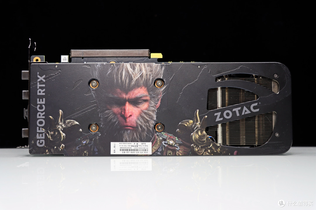 锐龙 9000 好搭档!宏碁掠夺者 炫光星舰 DDR5 6000 C28 16G*2