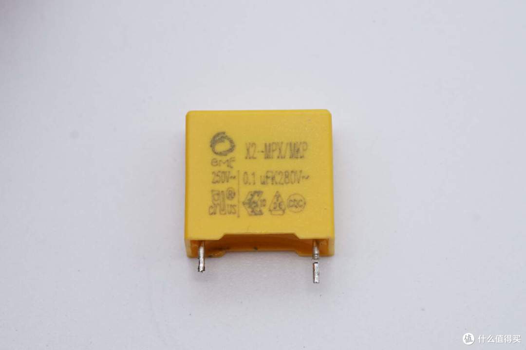 拆解报告:ARRIS艾锐势5W以太网适配器NBP05A100VE