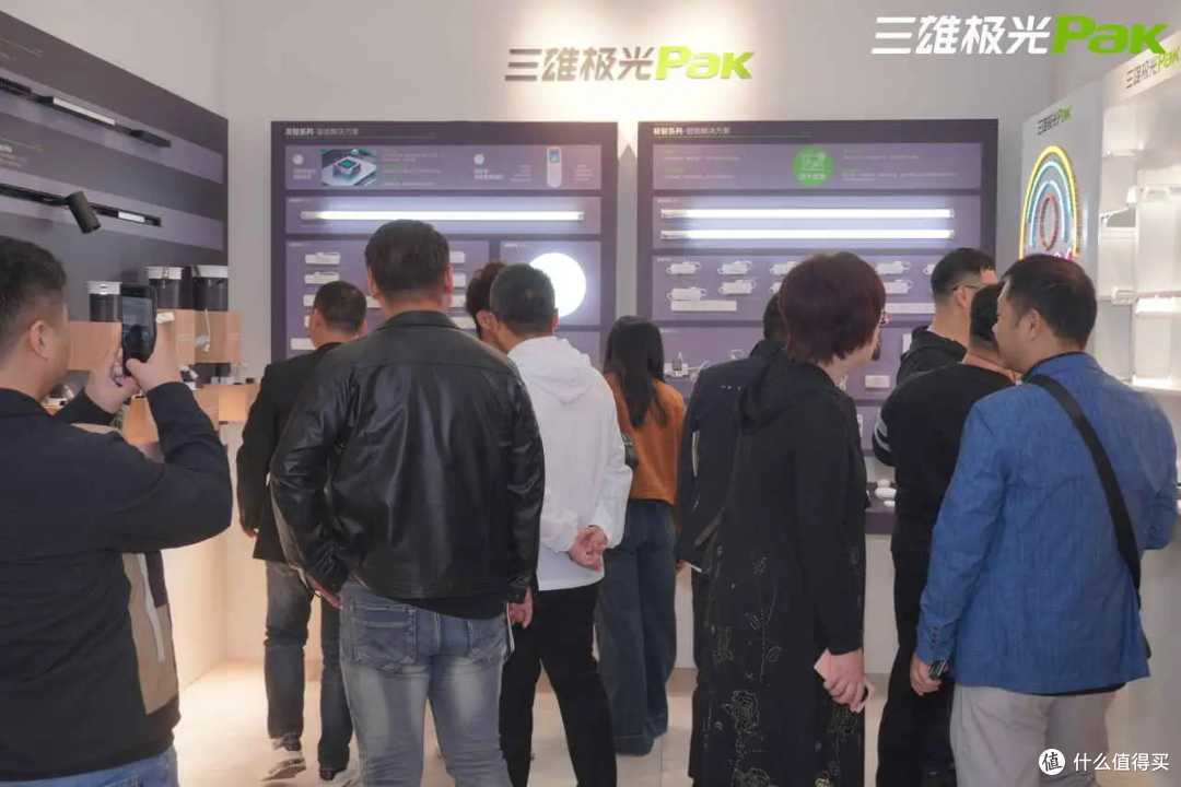 森林之光 自然邂逅|三雄极光2024广州设计周完美收官!