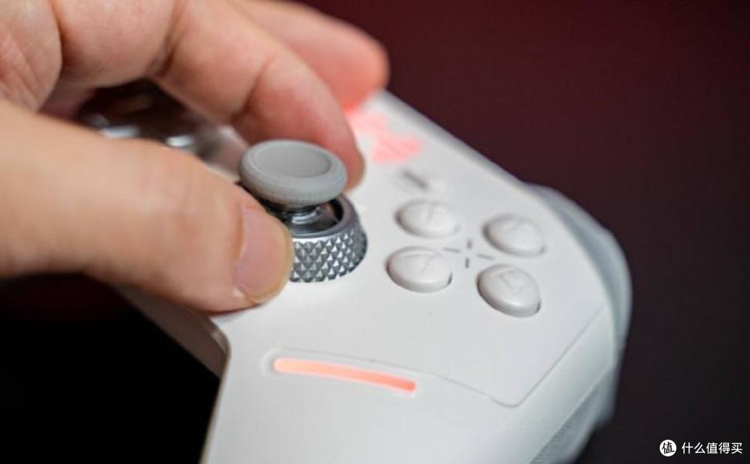 《黑神话:悟空》更新，游戏体验加强，北通鲲鹏40手柄成为好搭档