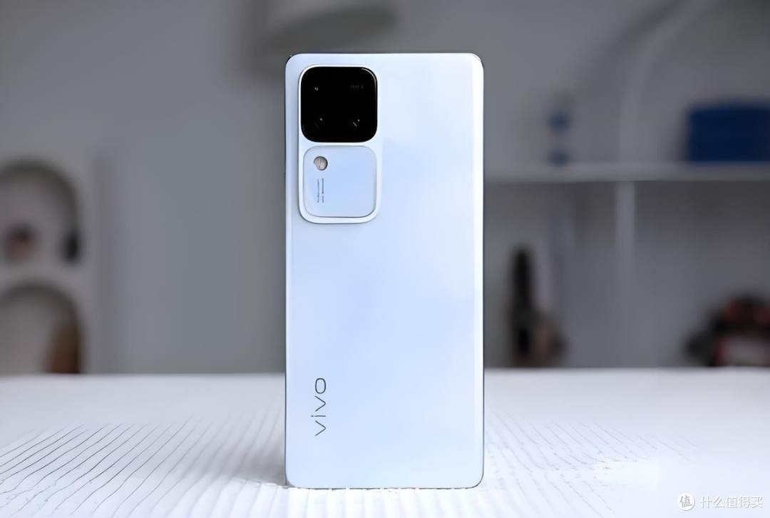 vivo不讲武德,从3699元跌至2239元,天玑9200+芯片+5000万三主摄