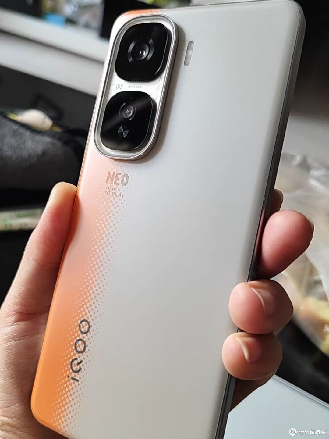2299元的游戏手机,iQOO Neo10,看着还挺舒服
