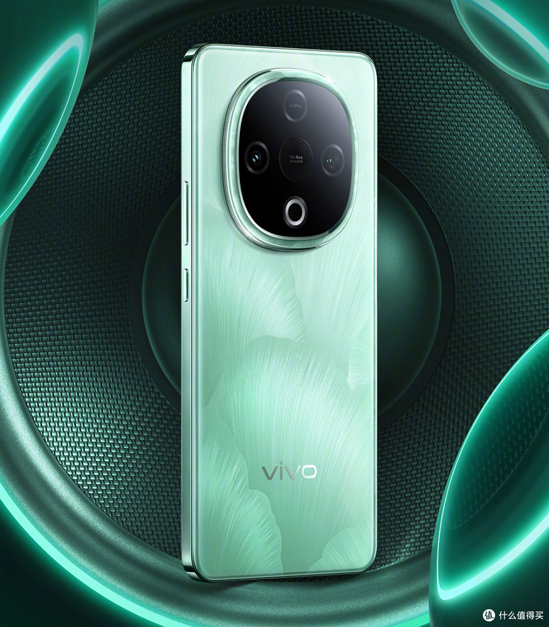 1399元！vivo刚刚发布的手机，机身背面也有扬声器，音量超大