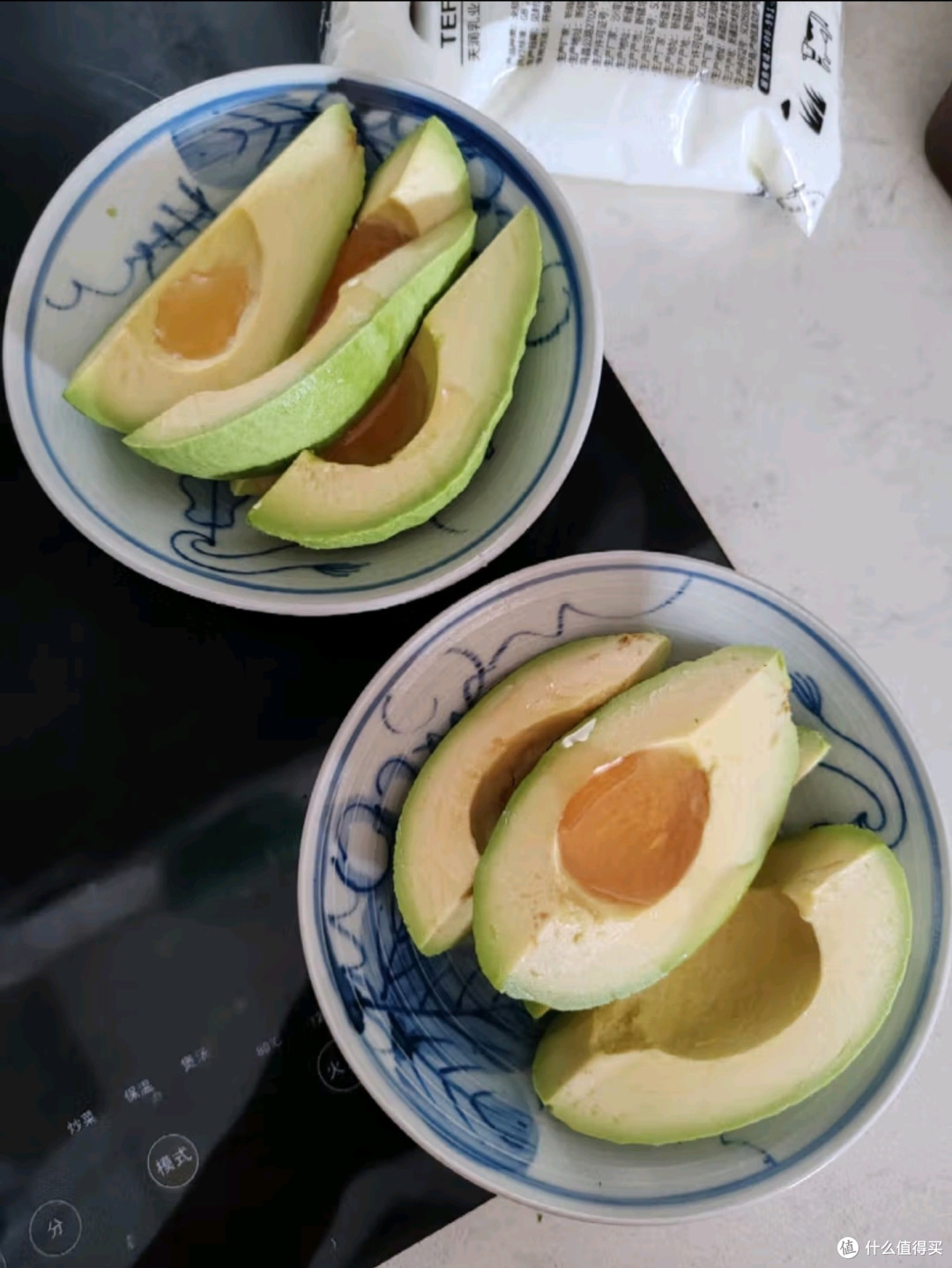 牛油果的营养价值和食用方法