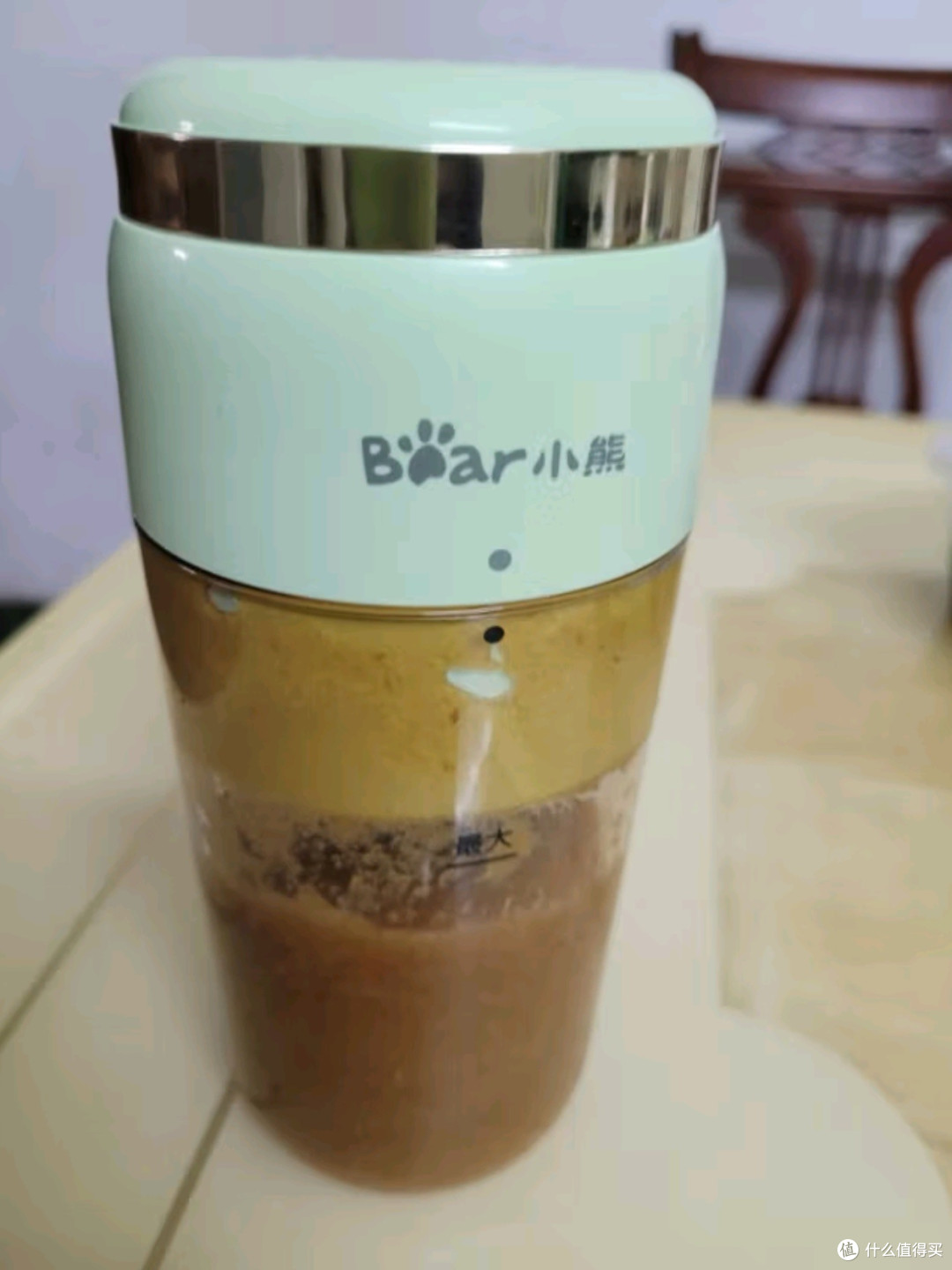 小熊榨汁杯LLJ-E03F1:家用便携式榨汁新体验