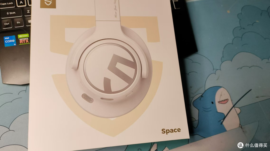 泥炭Space头戴式蓝牙耳机评测:性价比之王的音乐盛宴
