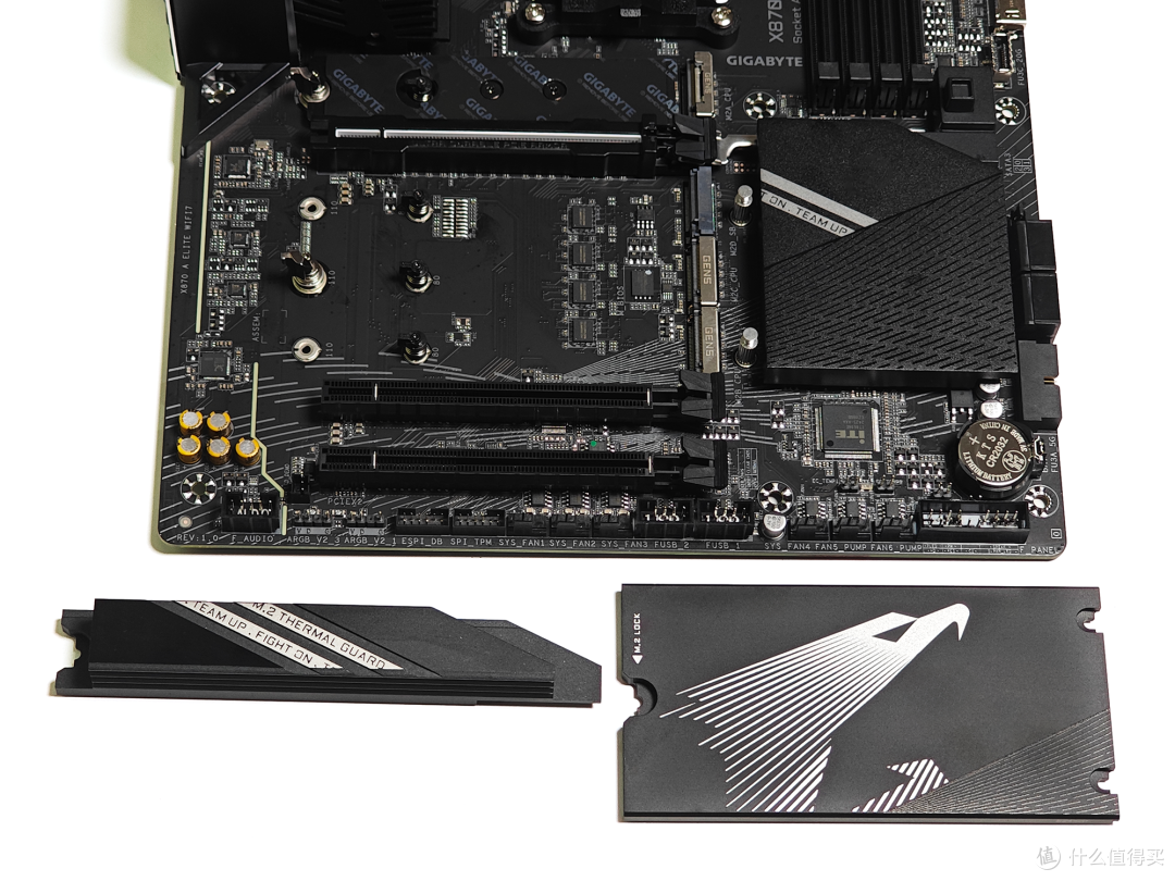 AMD9000处理器的绝佳拍档:技嘉X870 AORUS ELITE WIFI7小雕主板
