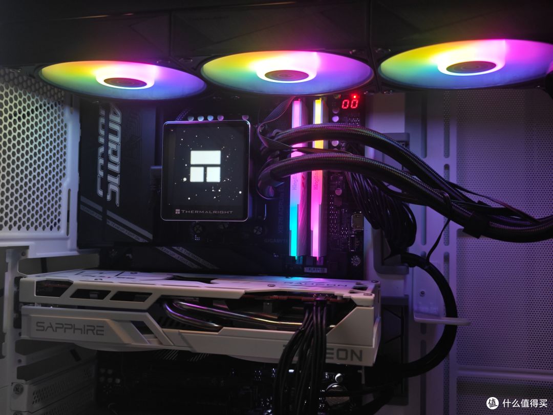 AMD9000处理器的绝佳拍档:技嘉X870 AORUS ELITE WIFI7小雕主板