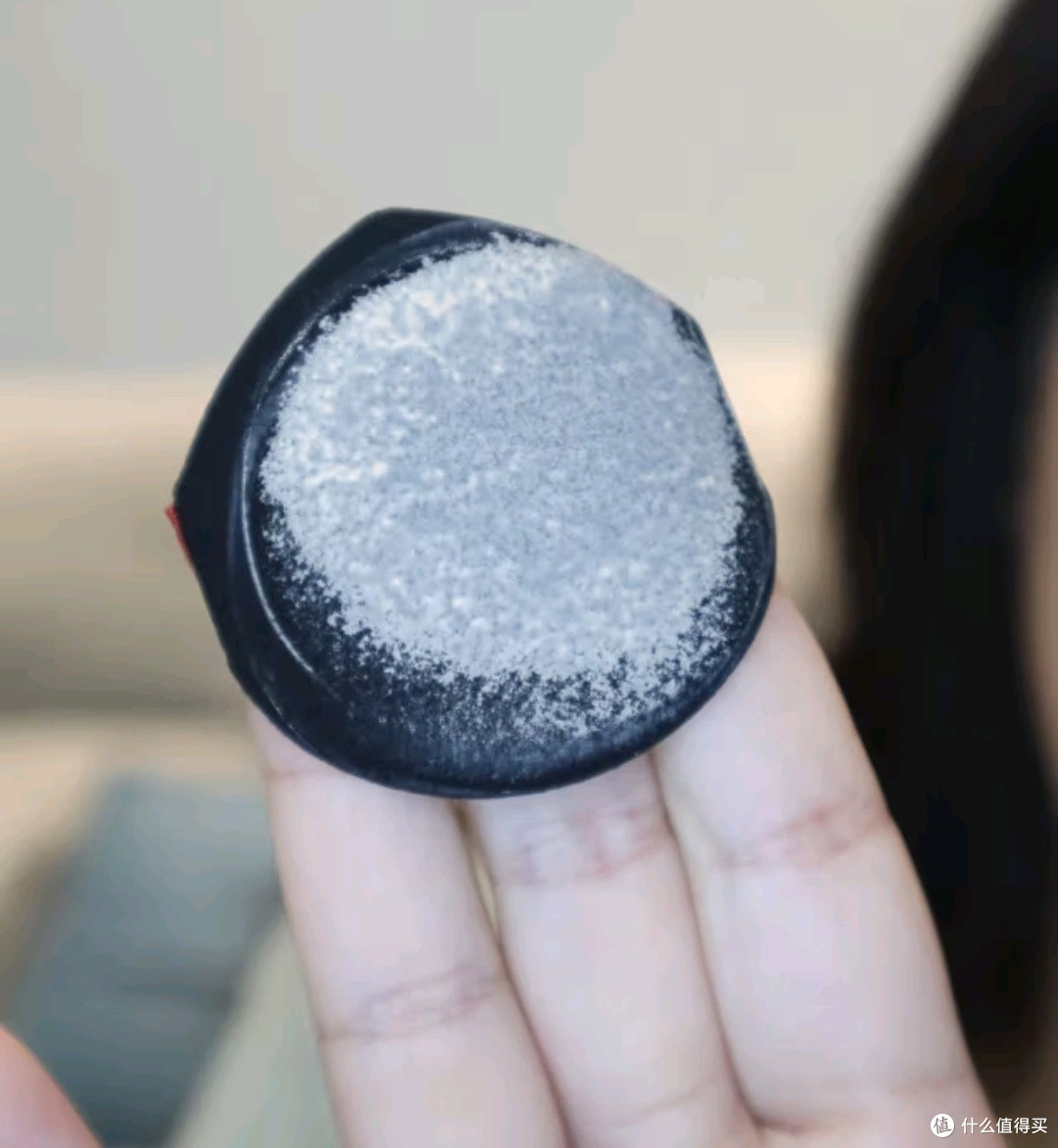 黑胖子"变身!欧莱雅气垫粉底,圣诞惊喜无限