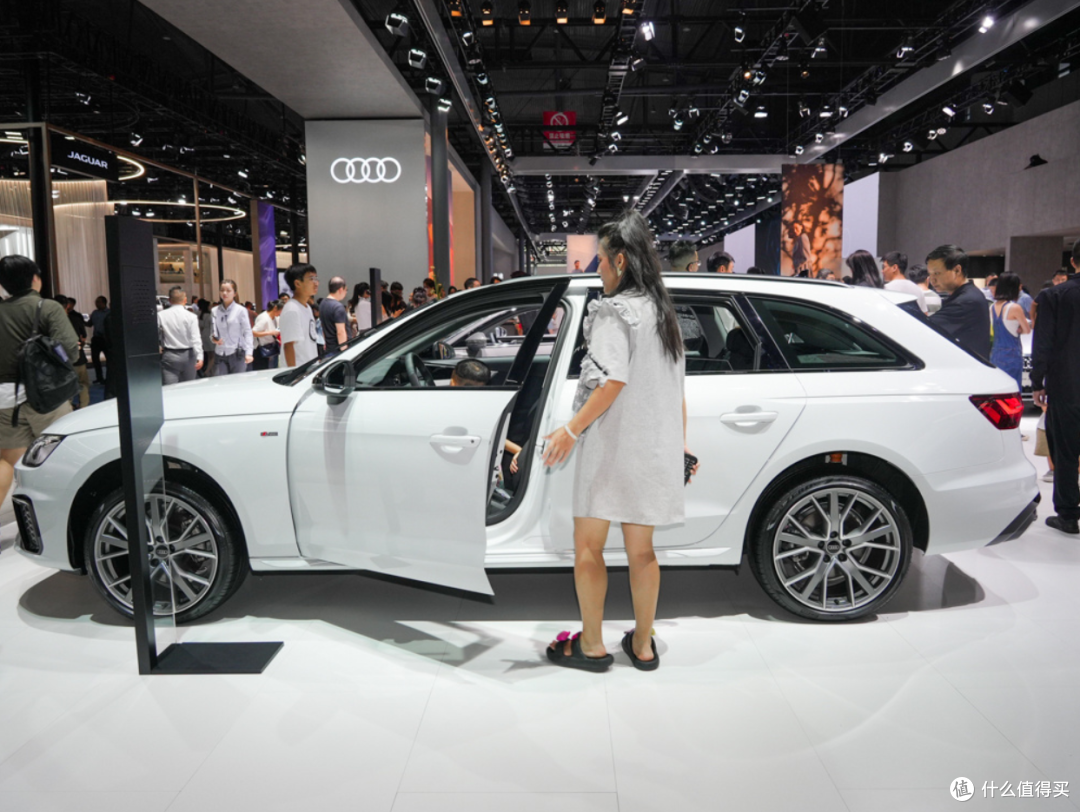 35.98万元2024款奥迪A4 Avant