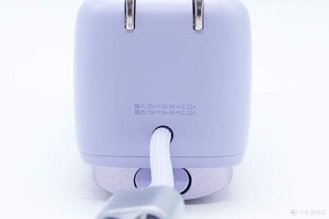 内置1节亿纬锂能电芯,ROCK随行 PD30W GaN三合一移动电源拆解