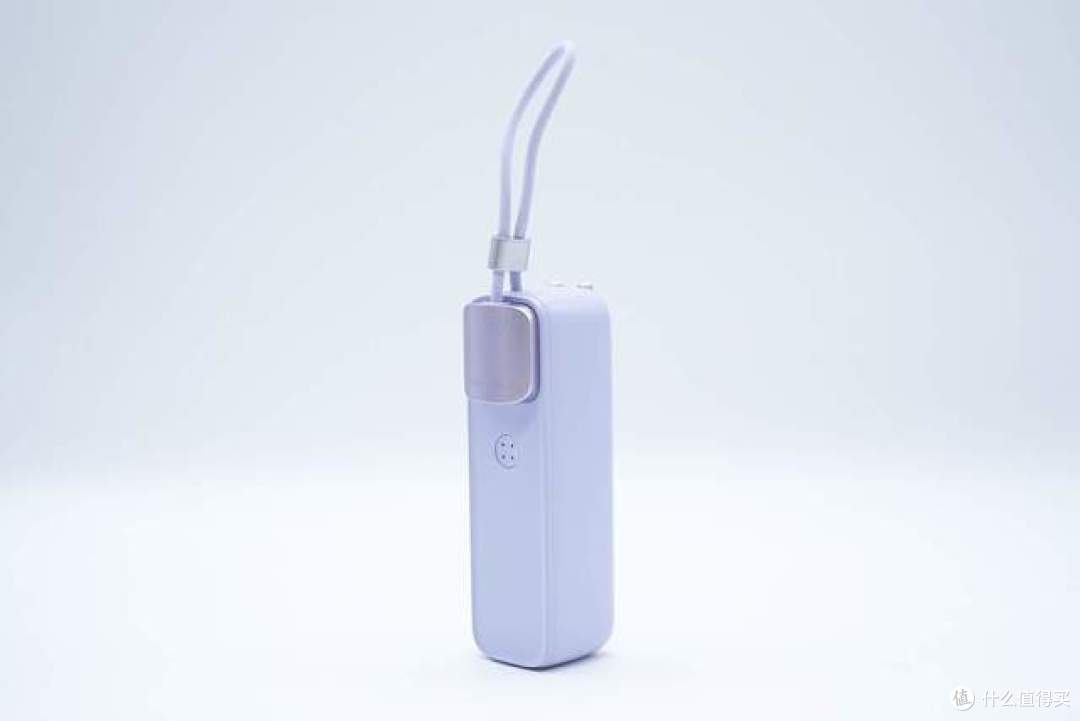 内置1节亿纬锂能电芯,ROCK随行 PD30W GaN三合一移动电源拆解