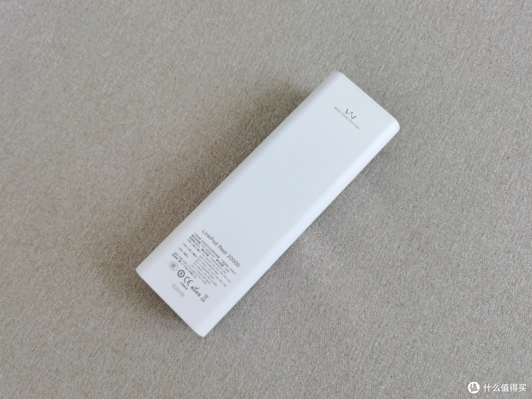 iWALK 拉拉宝 MAX 20000mAh 充电宝，我的追剧好伴侣