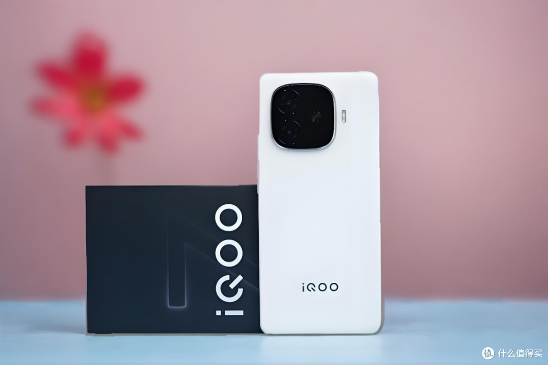 6000mAh+80W+骁龙7Gen3,256GB内存仅1240元,千元“真香机”