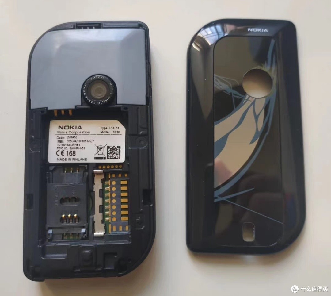不对称设计的经典之作：诺基亚7610