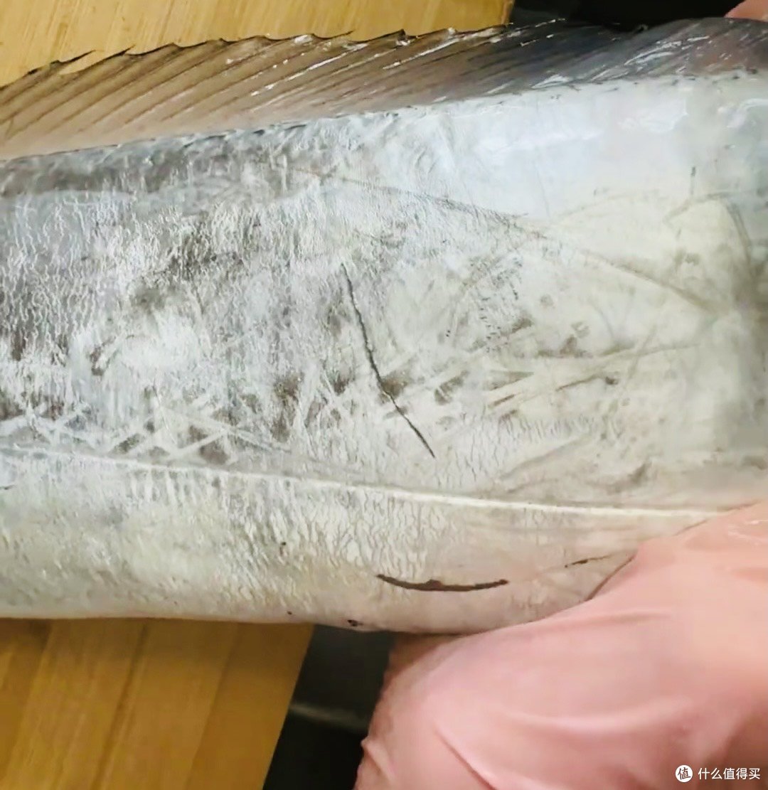 一眼心动的双节礼物🎁野生海捕刀鱼就说你心动吗？