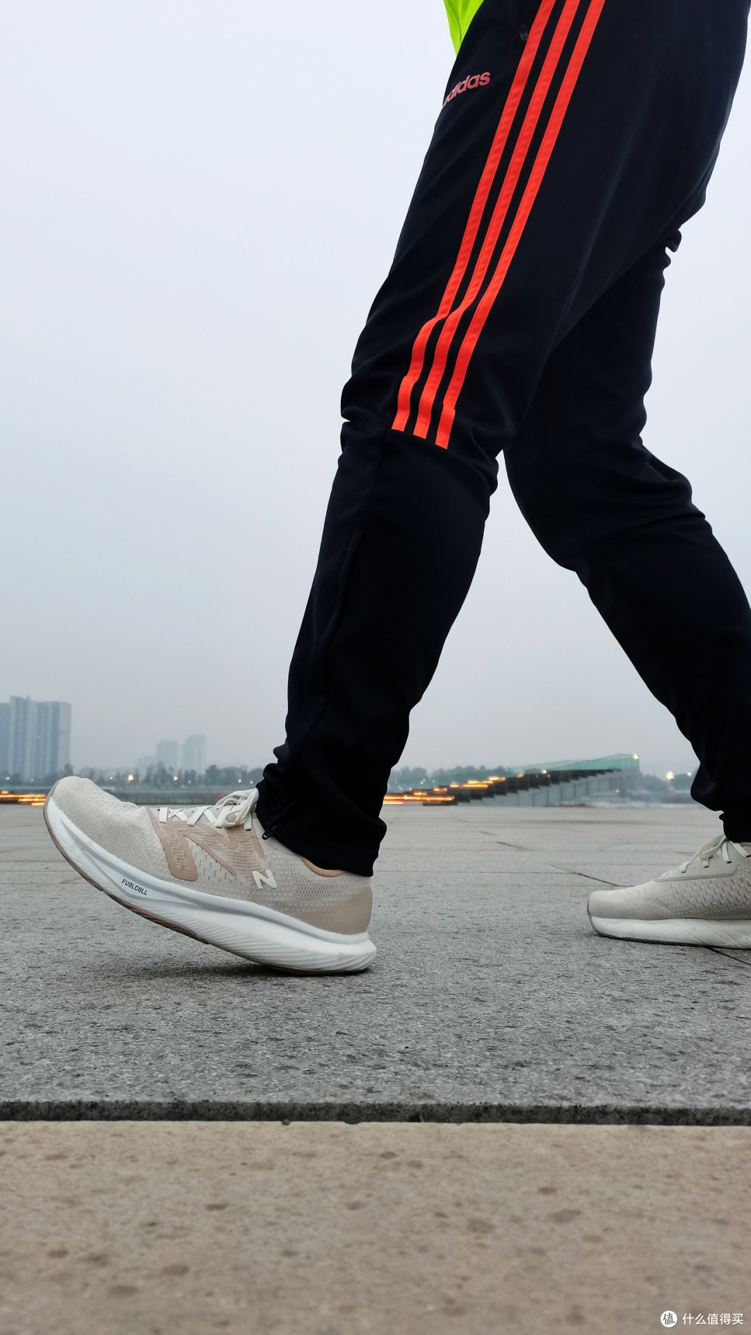 我为何会在24年买一双22年上市的跑鞋--NB rebel v3跑鞋50km实测