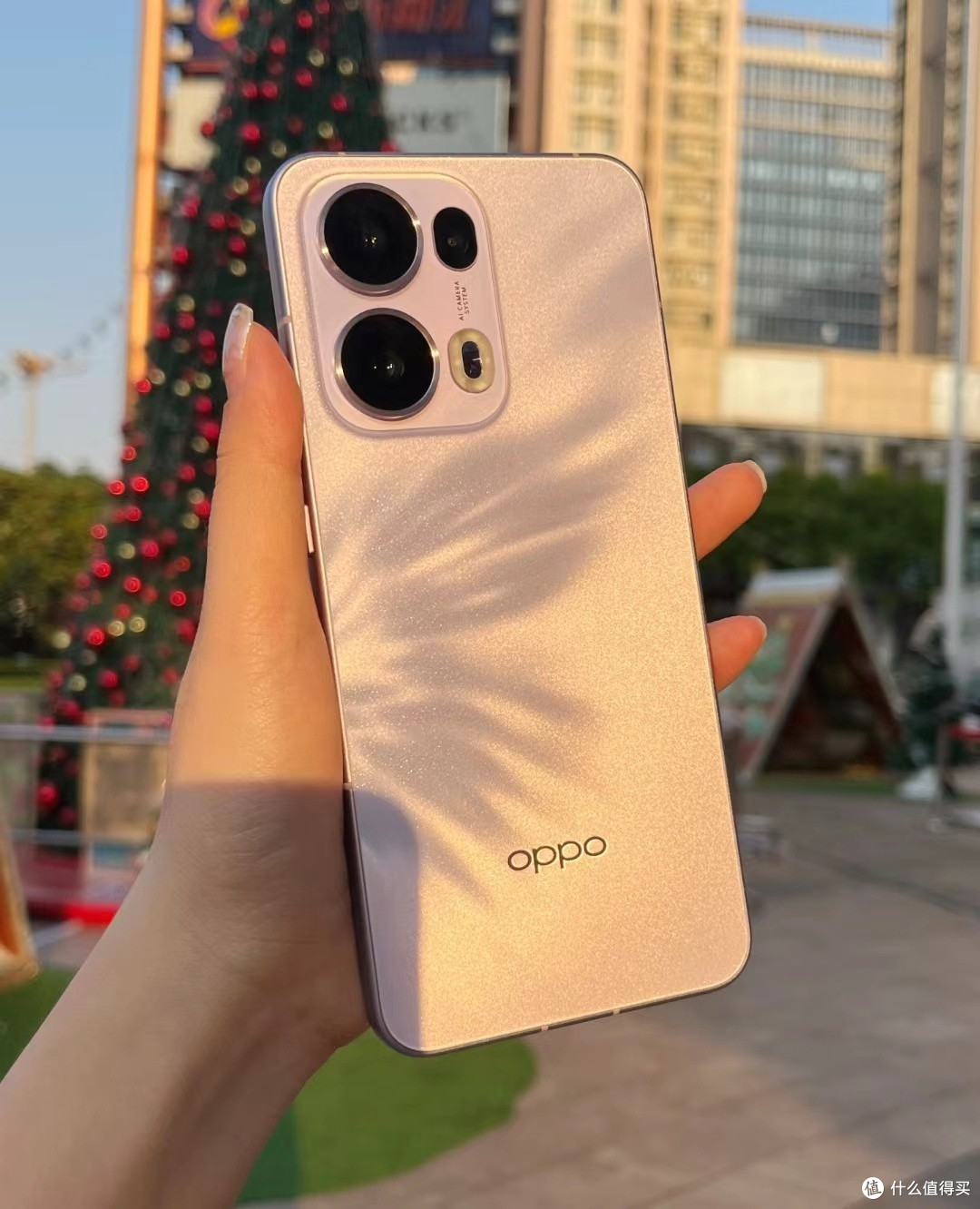 🦋 外观真好看:OPPO Reno13 蝶蝶紫 🦋