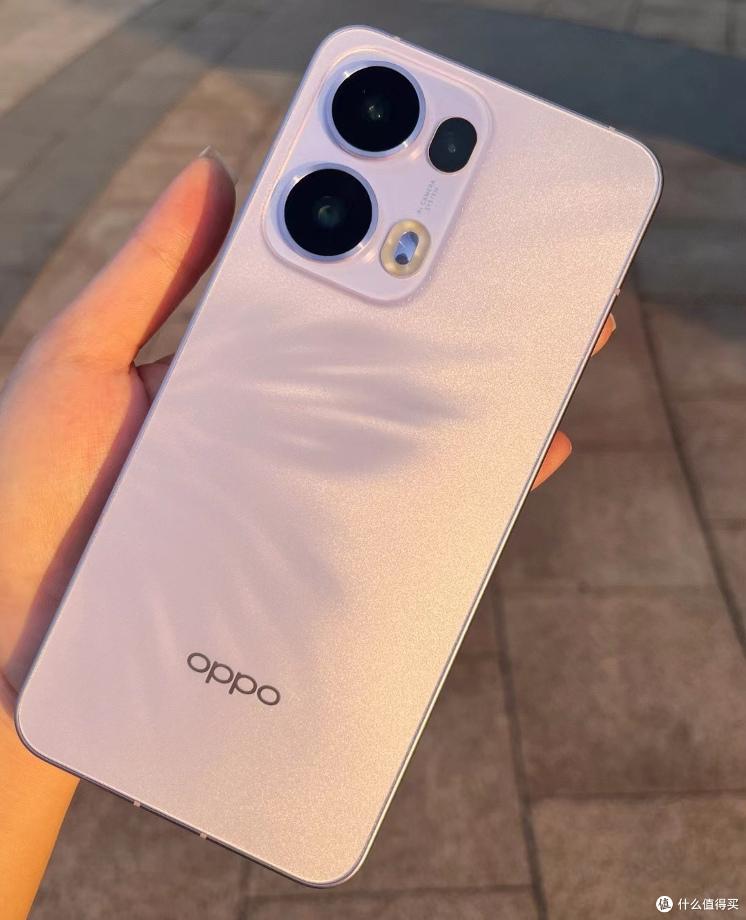 🦋 外观真好看:OPPO Reno13 蝶蝶紫 🦋