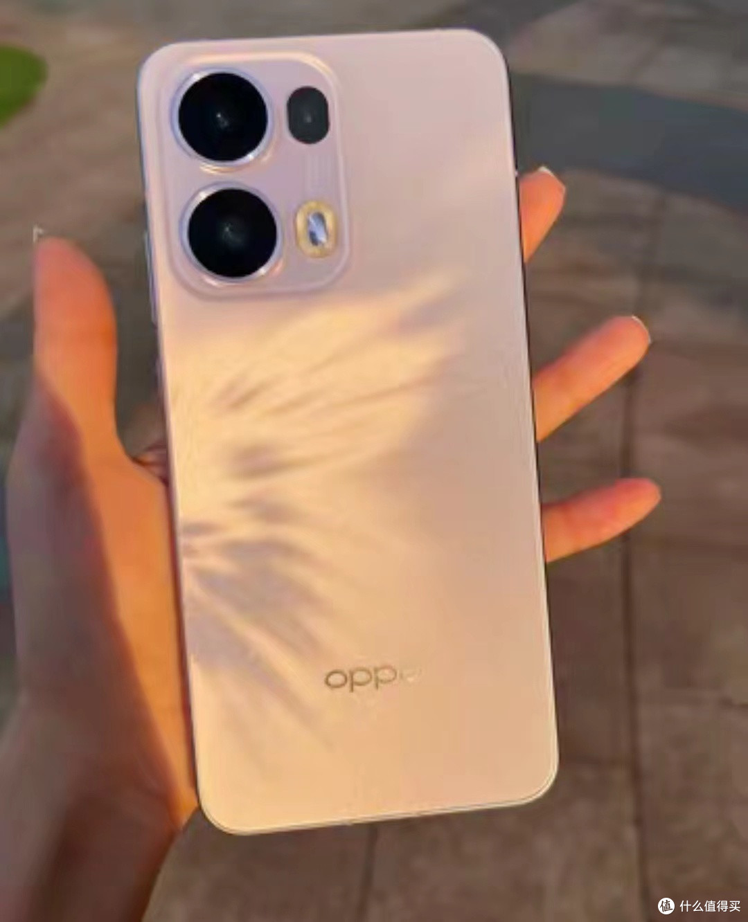 🦋 外观真好看:OPPO Reno13 蝶蝶紫 🦋