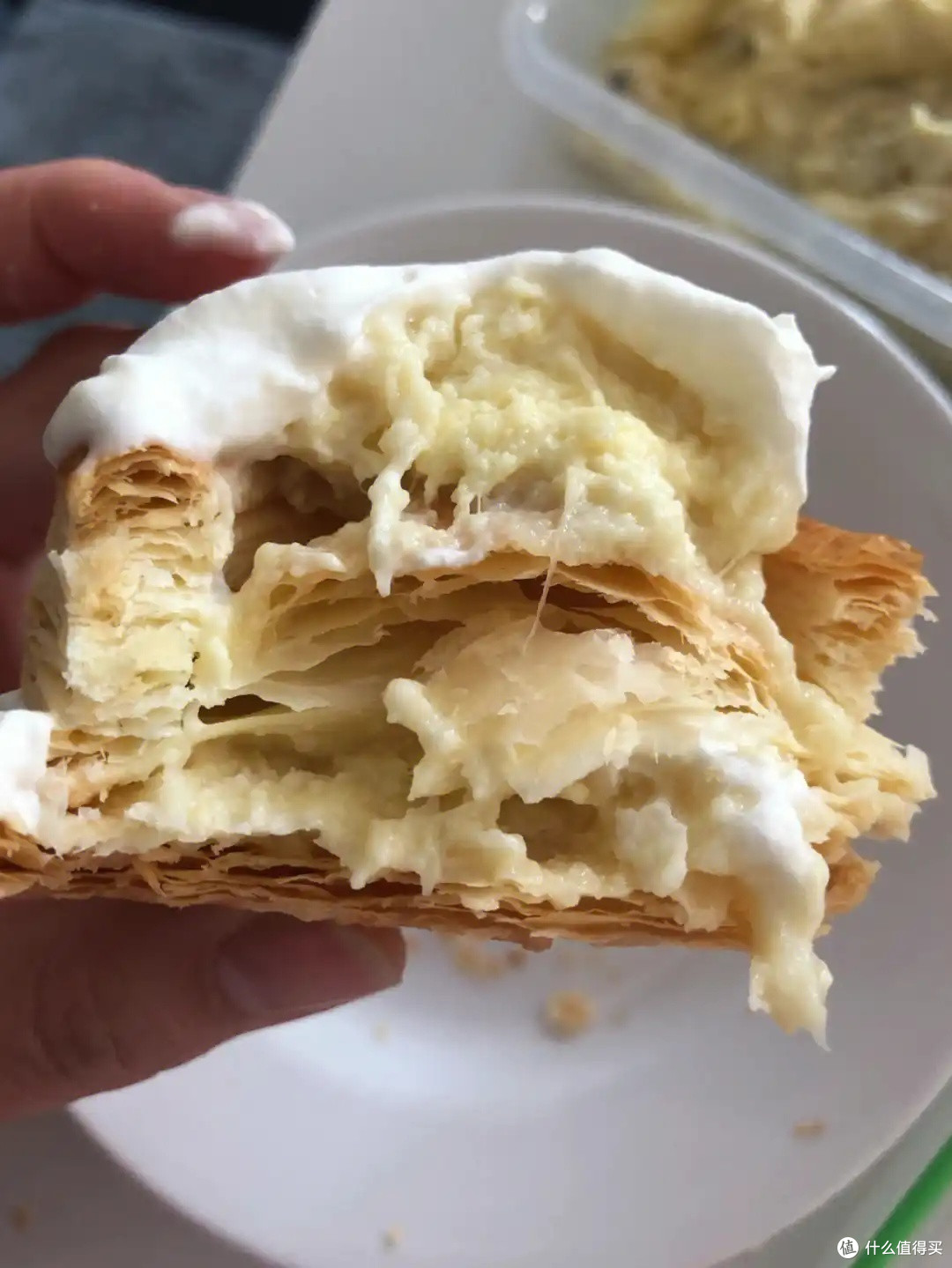 榴莲千层酥：味蕾上的奢华盛宴