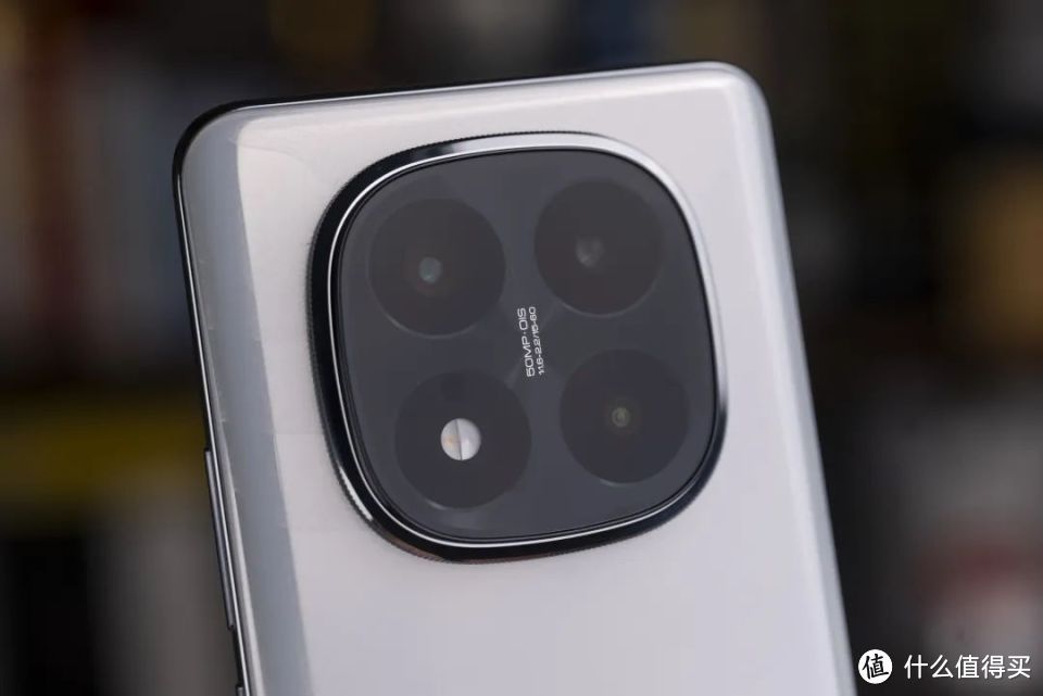 对小米 Redmi Note 14 Pro+进行了多维度暴力测试，我们看看结果