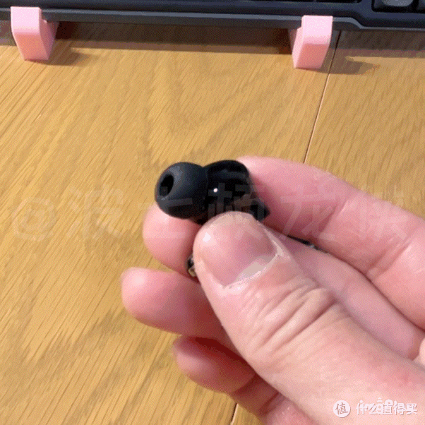 主动降噪卷上卷，不到两百元的iKF Fly Max主动降噪蓝牙耳机