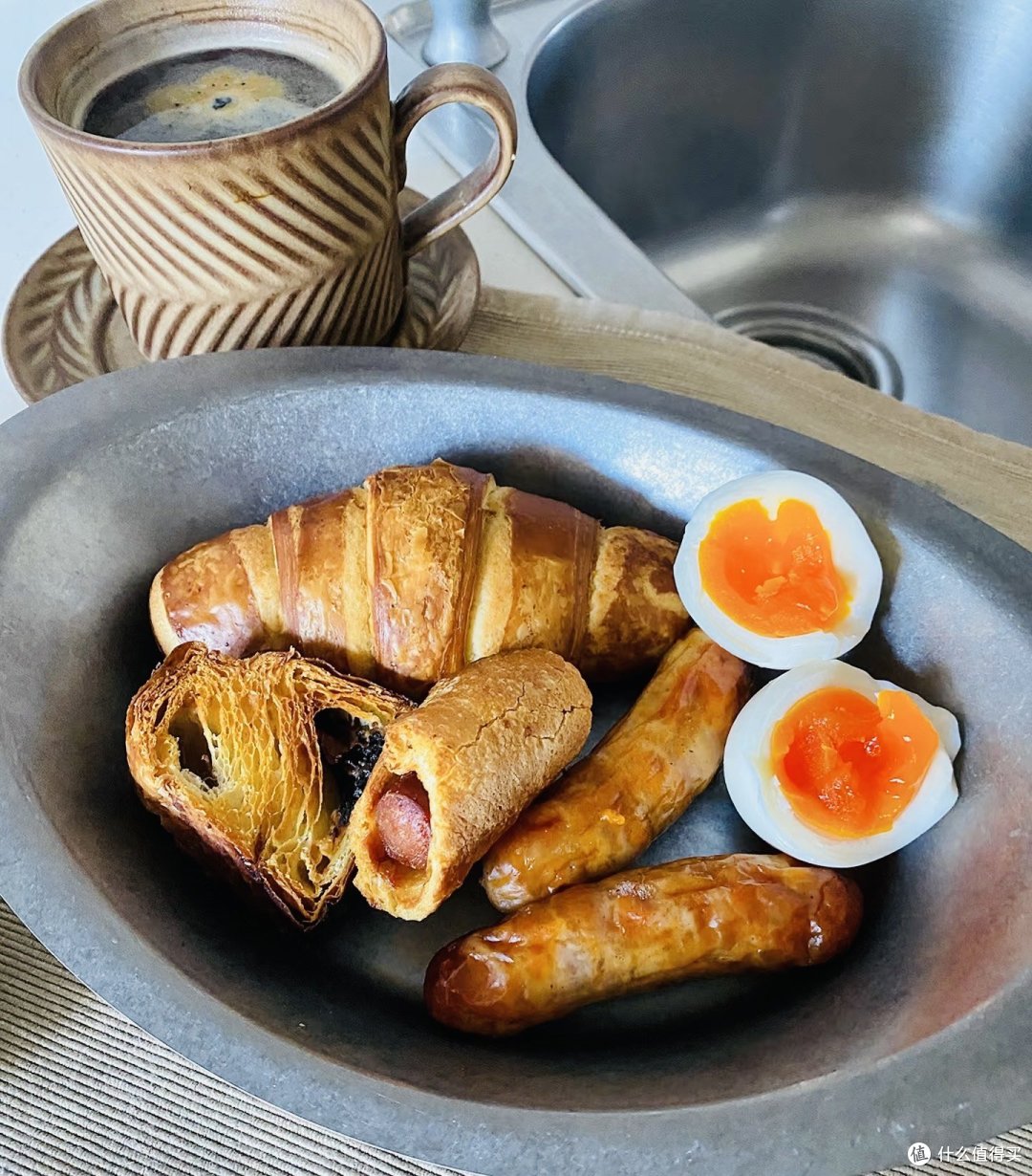 俄式大餐以其丰富的菜品和独特的口味而闻名