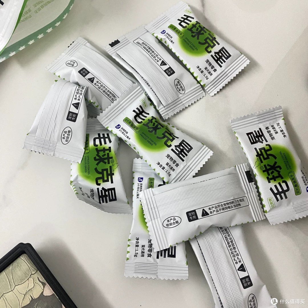 猫咪毛球大作战!冻干零食助你一臂之力