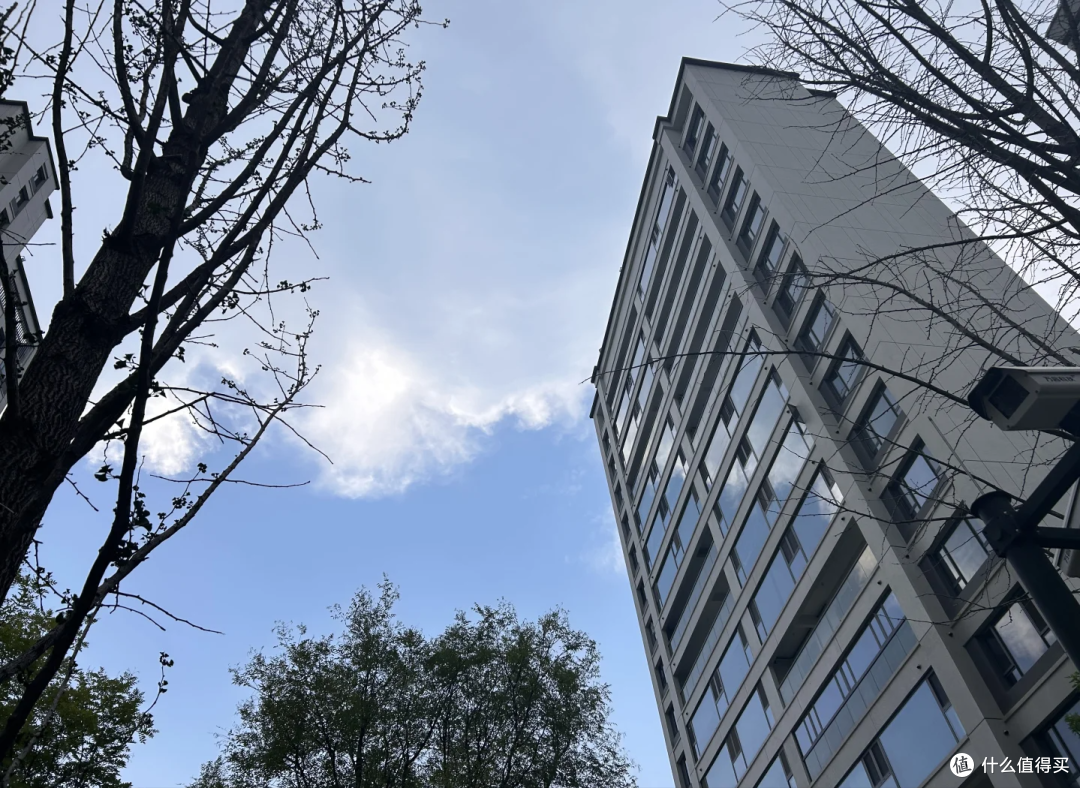 有一种痛苦叫“我买了横厅”：想象真美好，入住一言难尽
