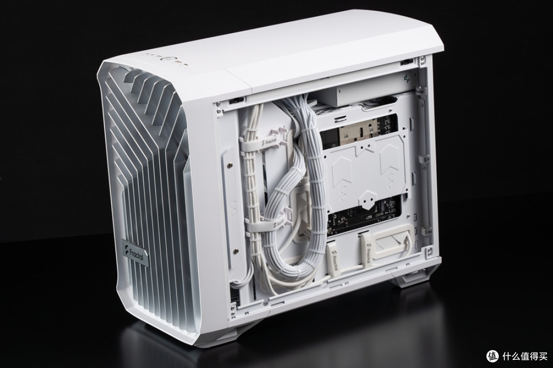 Fractal Torrent Nano+铭瑄 B650I+索泰 RTX 4080 SUPER 装机分享
