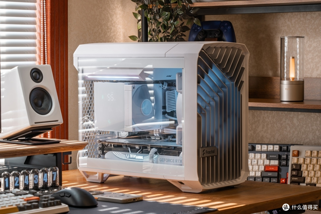 Fractal Torrent Nano+铭瑄 B650I+索泰 RTX 4080 SUPER 装机分享