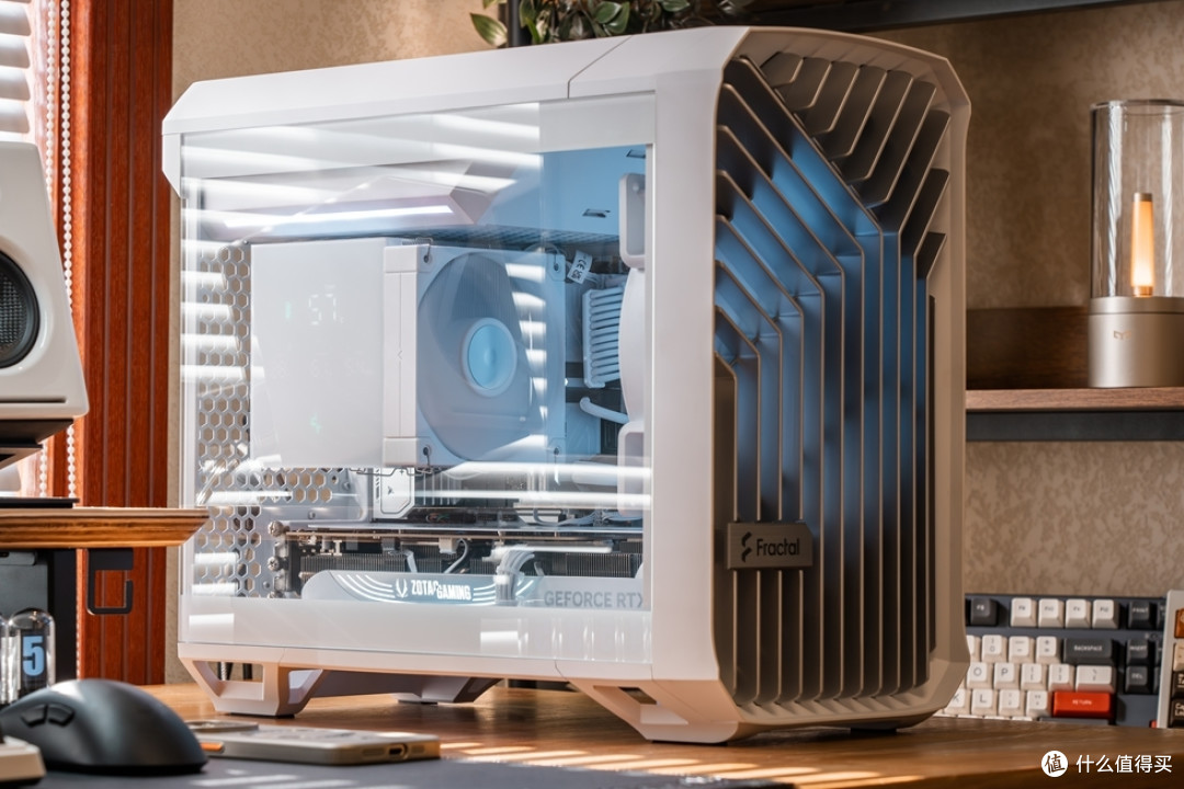 Fractal Torrent Nano+铭瑄 B650I+索泰 RTX 4080 SUPER 装机分享