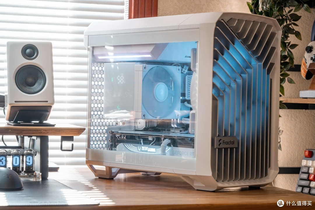 Fractal Torrent Nano+铭瑄 B650I+索泰 RTX 4080 SUPER 装机分享