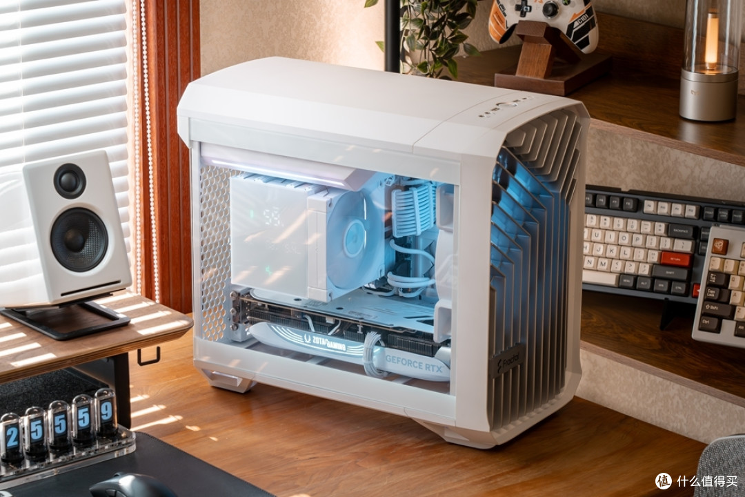 Fractal Torrent Nano+铭瑄 B650I+索泰 RTX 4080 SUPER 装机分享