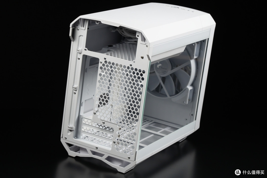 Fractal Torrent Nano+铭瑄 B650I+索泰 RTX 4080 SUPER 装机分享