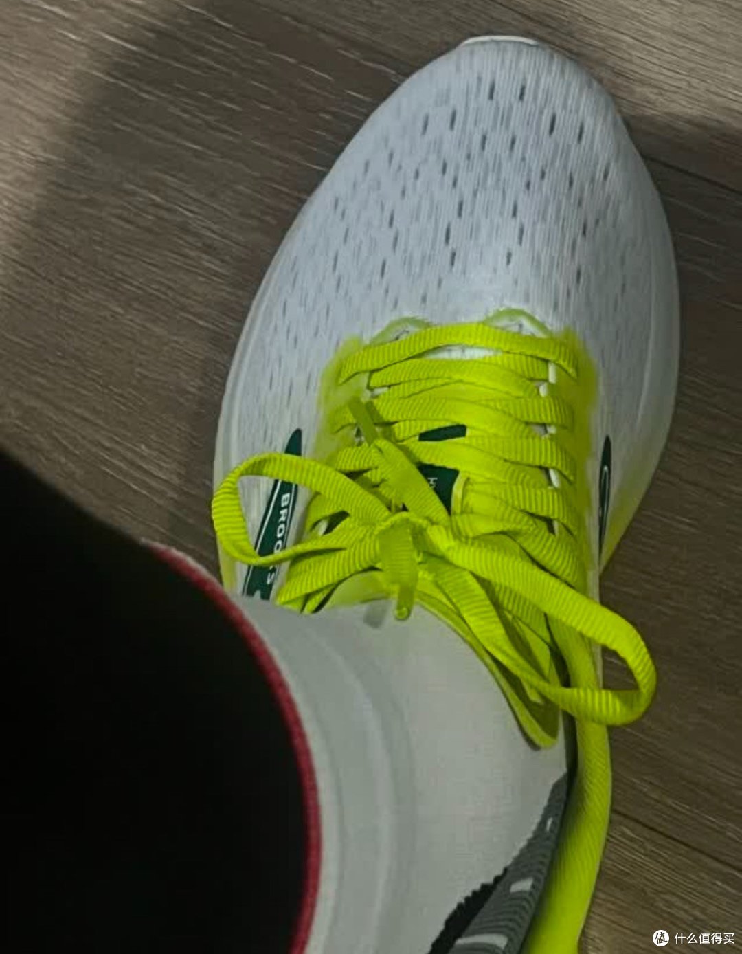 布鲁克斯BROOKS,让跑步更轻盈!