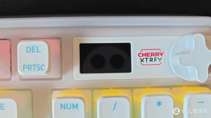 “激情”再燃，全能型CHERRY XTRFY PIXIU98赛车主题客制机械键盘