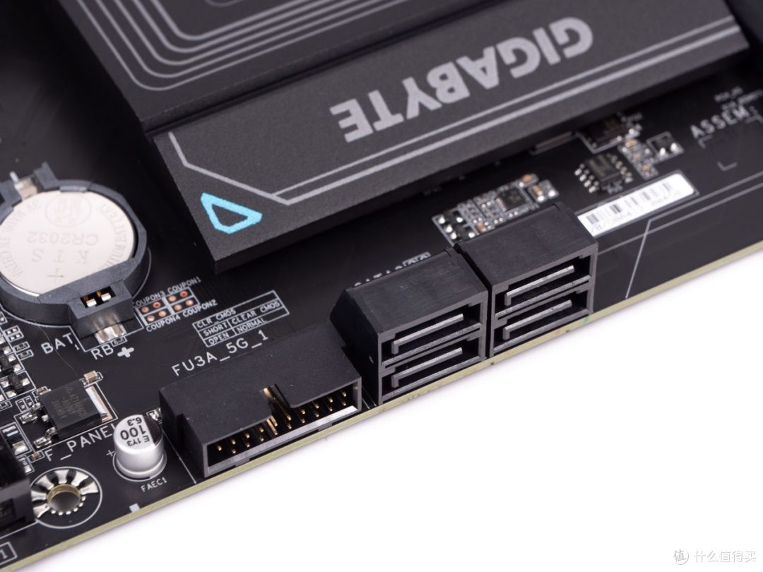 技嘉X870 GAMING X WIFI 7魔鹰主板评测