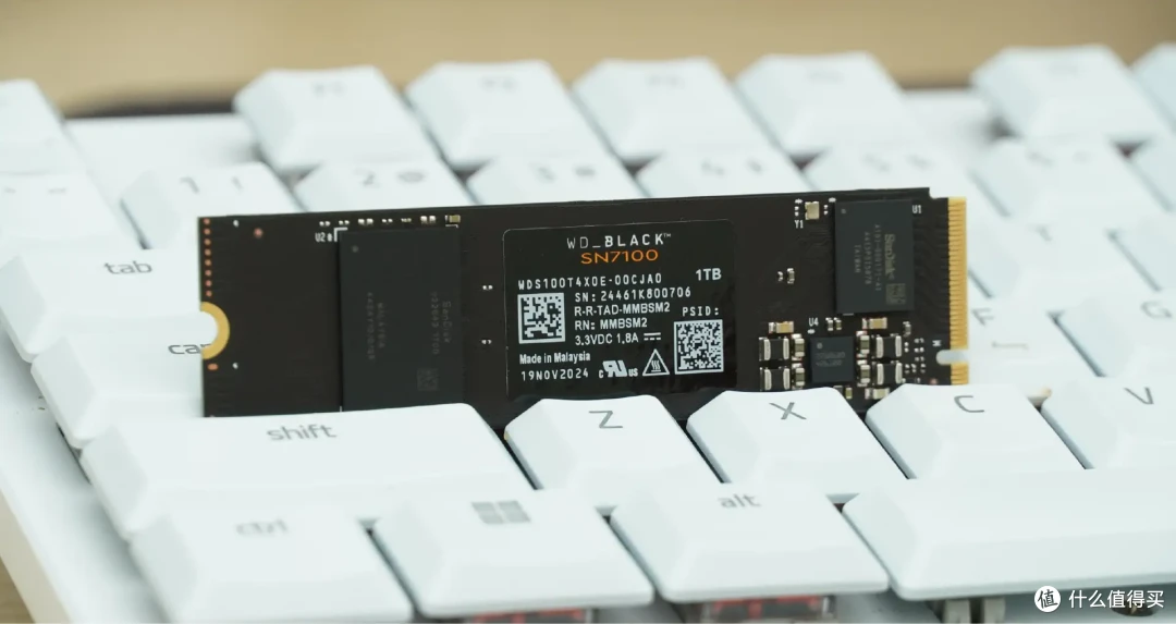移动游戏设备升级储存的理想选择，WD_BLACK SN7100 SSD首批试用
