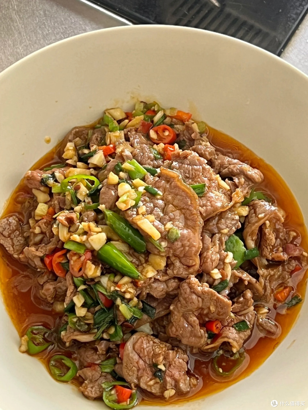 小葱爆牛肉:美味家常菜的制作与享受