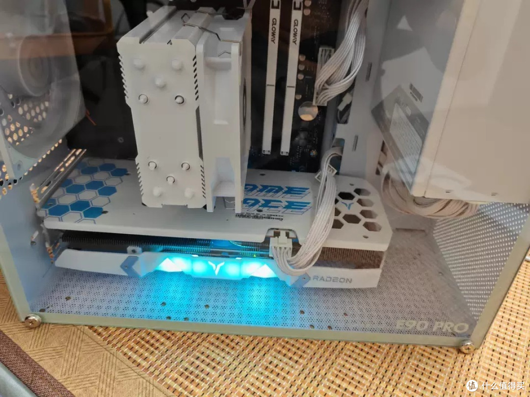  AMD盈通RX6750GRE 10G游戏高手：台式机电脑游戏独立显卡的绝佳选择！