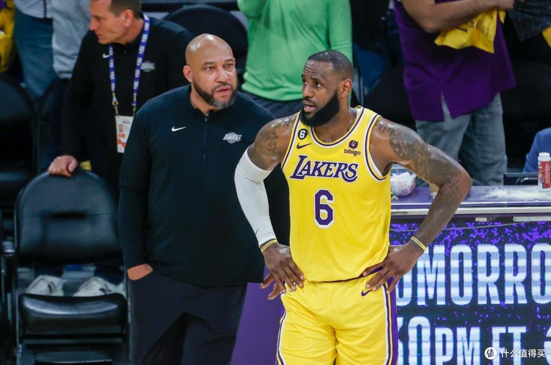 NBA球星勒布朗詹姆斯关键球的处理能力怎么样?