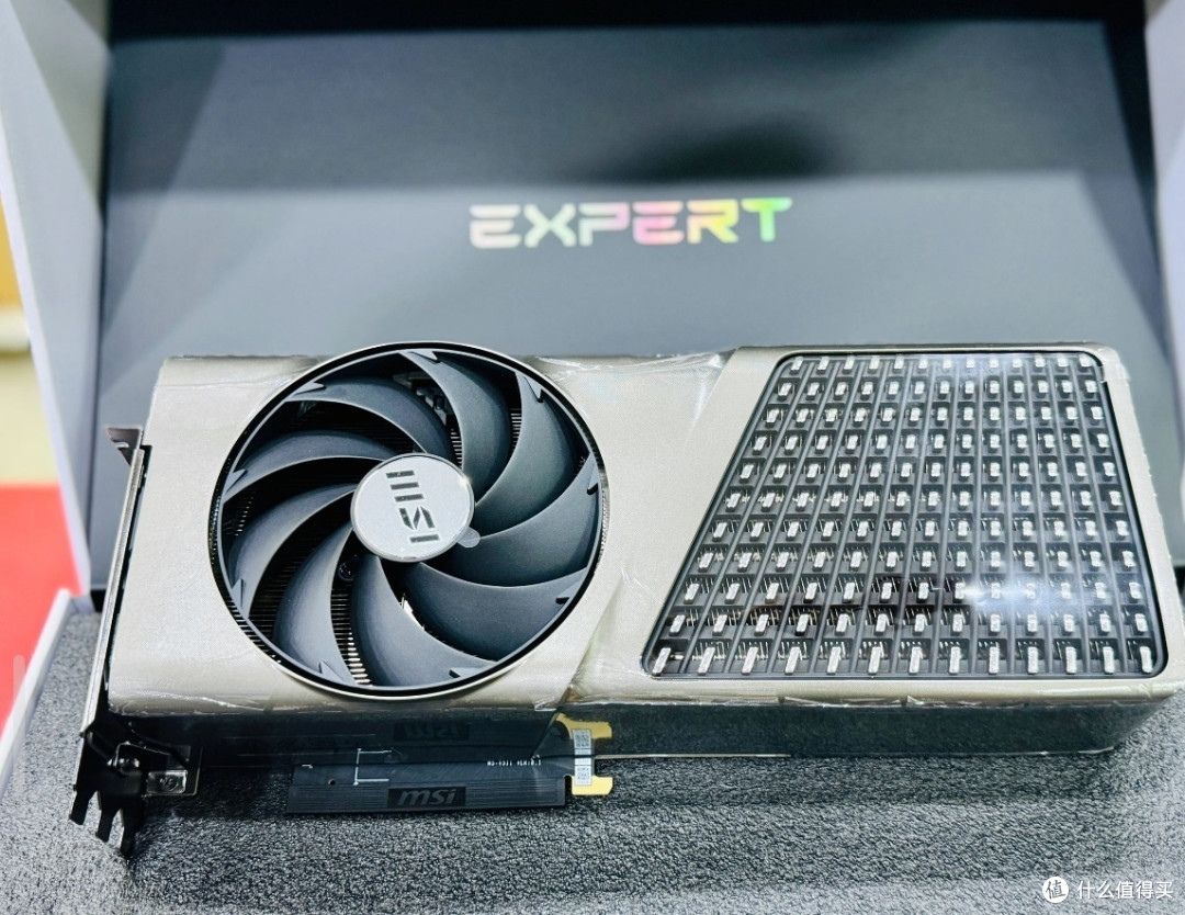 MSI Geforce RTX4080 Super Expert显卡值得买